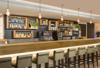 Гостиница The Carlton Tel Aviv