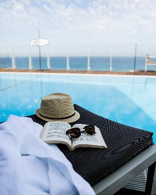 Гостиница The Carlton Tel Aviv