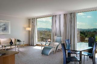 Гостиница Hilton Zurich Airport