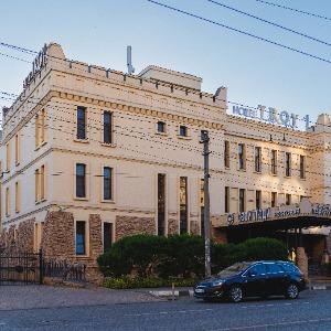 Hotel Troya