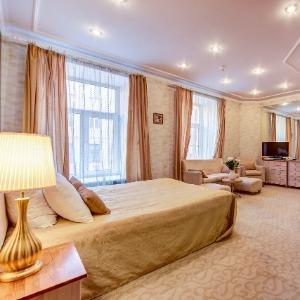 Hotel Acme Polikoff