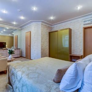Hotel Acme Polikoff