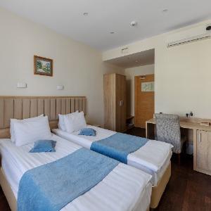 Mini Hotel Nevsky Bereg 93