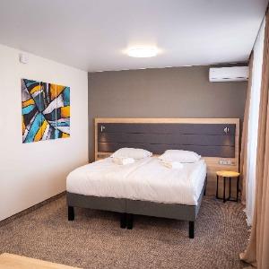 AMAKS City Hotel
