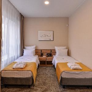 Yar Club Hotel