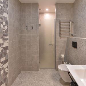 Yar Club Hotel