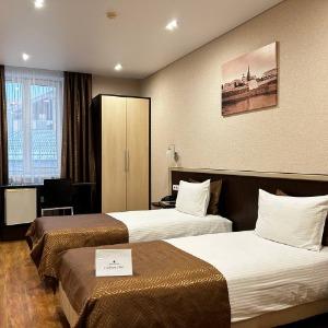 Hotel Crystal