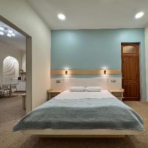 Irbis Hotel
