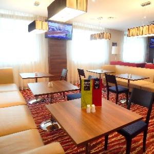 Hotel Hampton by Hilton Samara