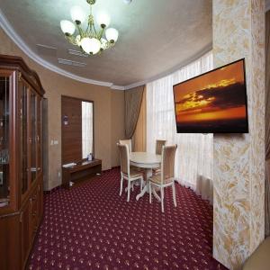 Amichi Grand Hotel