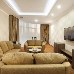 Amichi Grand Hotel