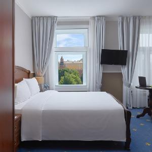 MIRROS Hotel Moscow Kremlin