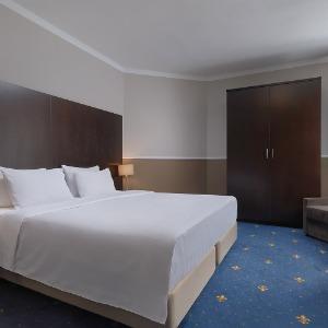 MIRROS Hotel Moscow Kremlin