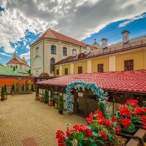 Гостиница Монастырский