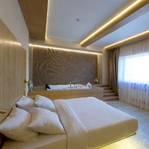 Hotel Kamarooms Business & Spa