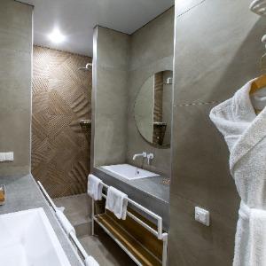 Hotel Kamarooms Business & Spa