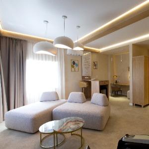 Hotel Kamarooms Business & Spa