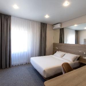 Hotel Kamarooms Business & Spa