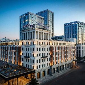 Hotel Nesterov Plaza