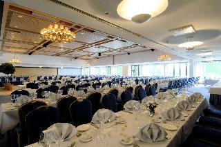 Гостиница Hilton Helsinki Kalastajatorppa