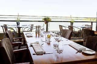 Гостиница Hilton Helsinki Kalastajatorppa