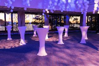 Гостиница Hilton Helsinki Kalastajatorppa