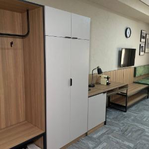 Hotel Bira