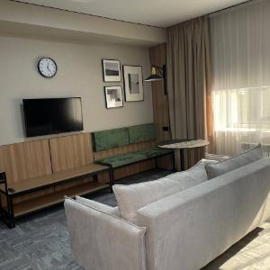 Hotel Bira