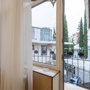Hotel Golden House