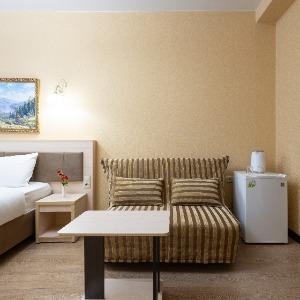 Hotel Golden House