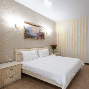 Hotel Golden House