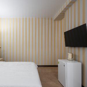 Hotel Golden House