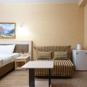 Hotel Golden House