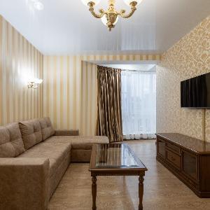 Hotel Golden House