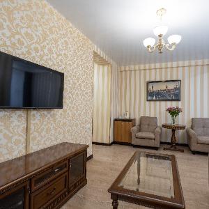Hotel Golden House