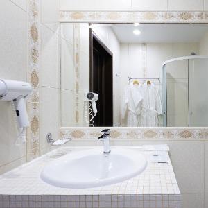 Hotel Golden House