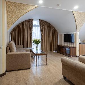 Hotel Golden House