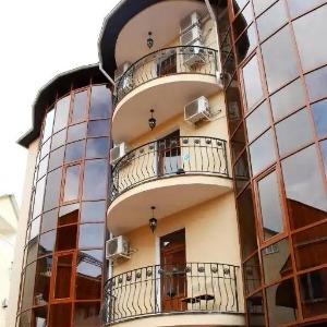 Hotel Golden House