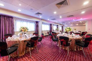 Гостиница DoubleTree by Hilton London Heathrow Airport