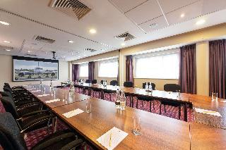 Гостиница DoubleTree by Hilton London Heathrow Airport