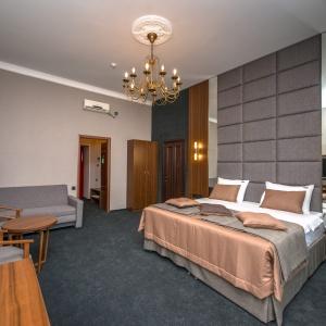 Hotel Serov