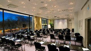 Гостиница Crowne Plaza Helsinki