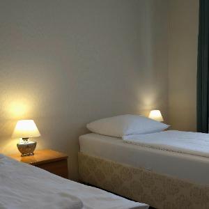 Hotel Kapitan Morey