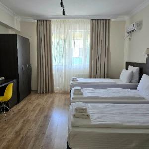 Hotel Kapitan Morey