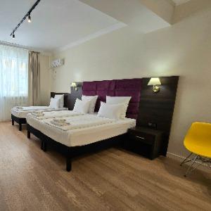 Hotel Kapitan Morey
