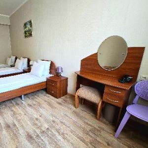 Hotel Kapitan Morey