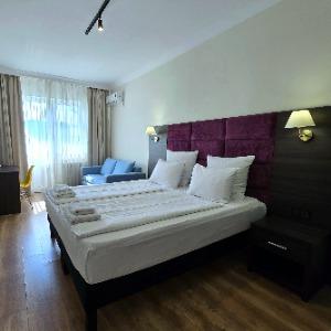 Hotel Kapitan Morey