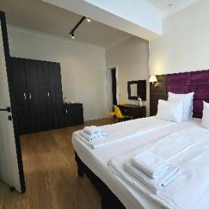 Hotel Kapitan Morey