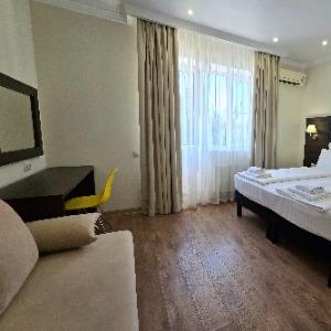 Hotel Kapitan Morey