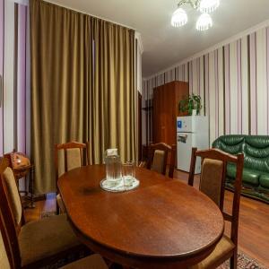 Hotel Democrat on Nekrasova 58